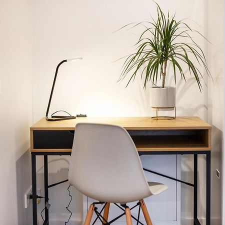 3 Bedroom Apart/24H Self Check In/Free Parking/Up To 6 People/ Vilnius Exteriör bild