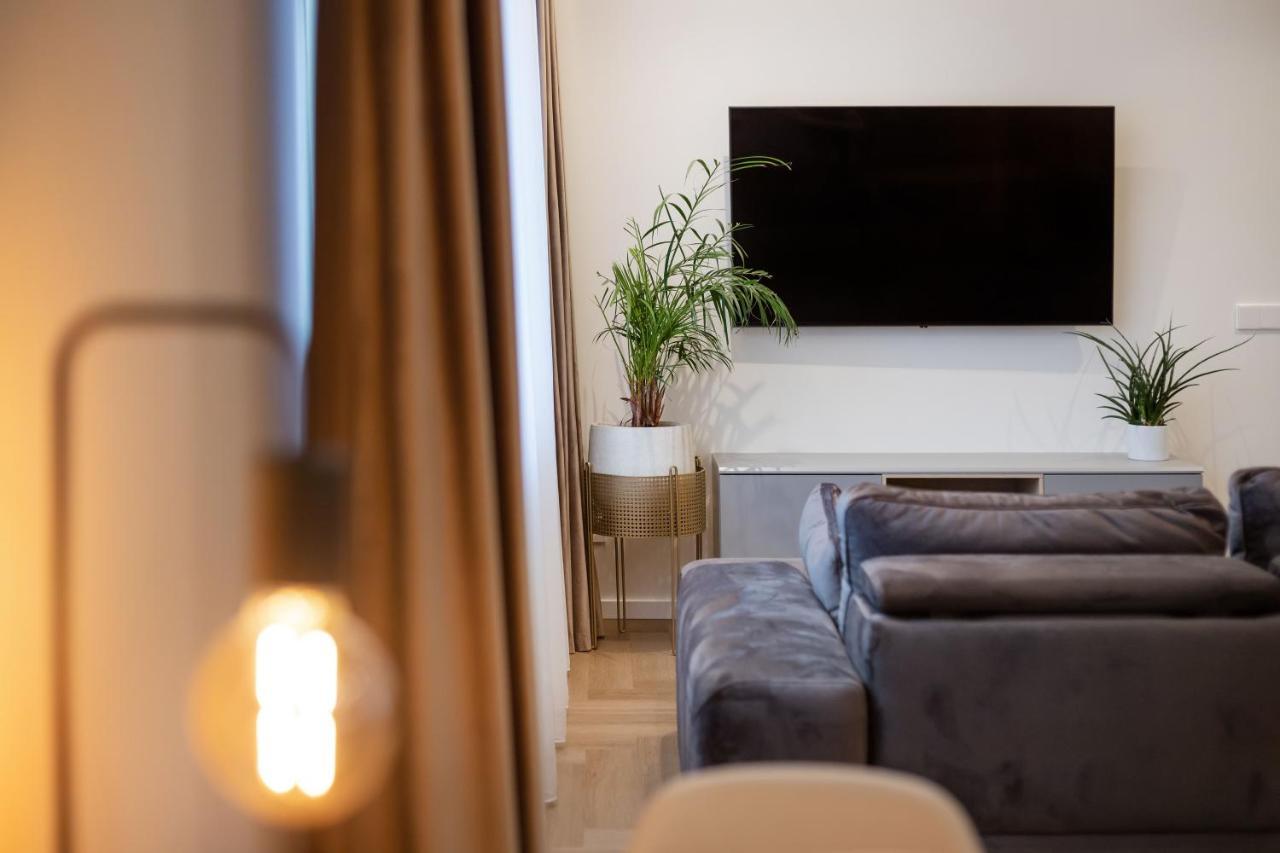 3 Bedroom Apart/24H Self Check In/Free Parking/Up To 6 People/ Vilnius Exteriör bild